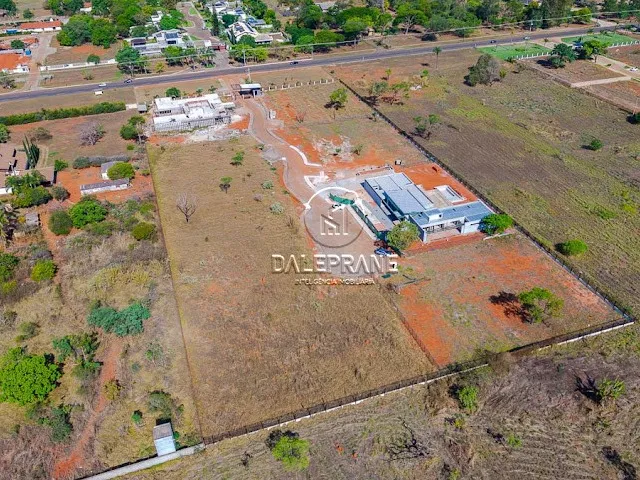 Terreno com 5000m², à venda, no bairro Park Way em Brasília