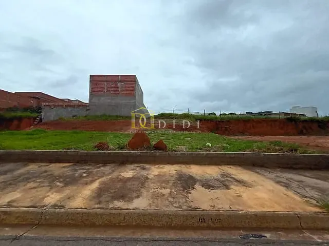 Terreno com 200m², à venda, no bairro Residencial Cambuí em Porto Feliz