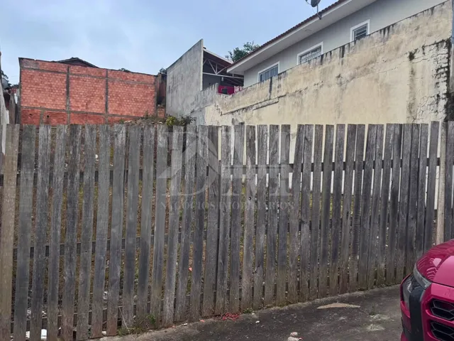 Terreno com 270m², à venda, no bairro Fluviópolis em Jaguariaíva