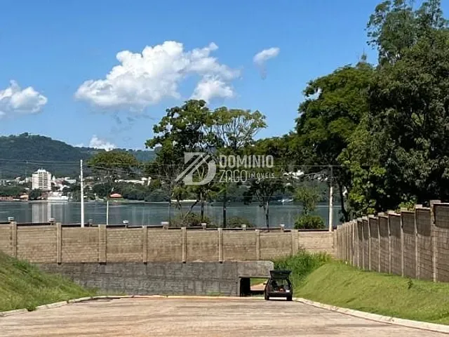 Terreno com 360m², à venda, no bairro Represa de Rifaina em Rifaina