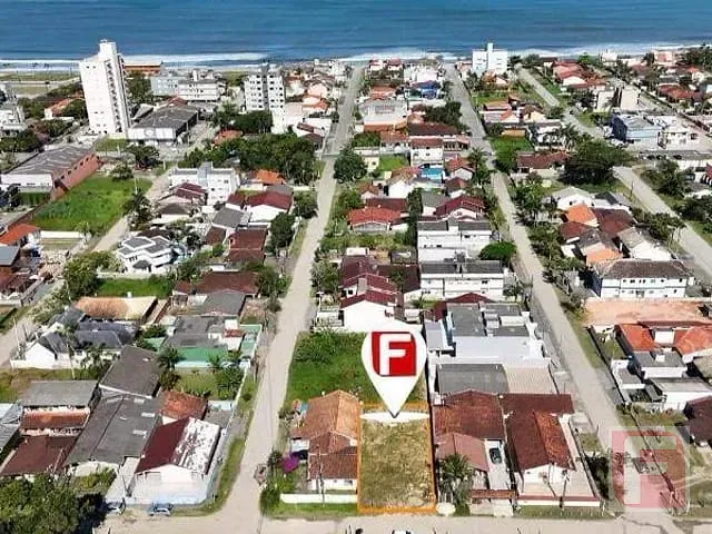 Terreno com 313m², à venda, no bairro Paese em Itapoá