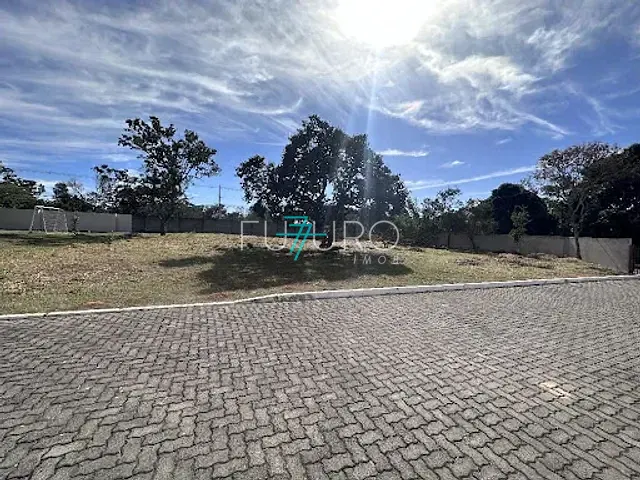 Terreno com 1400m², à venda, no bairro Setor Habitacional Jardim Botânico em Brasília
