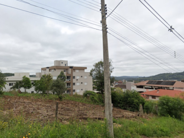 Terreno com 720m², à venda, no bairro Vila Lenzi em Nova Prata