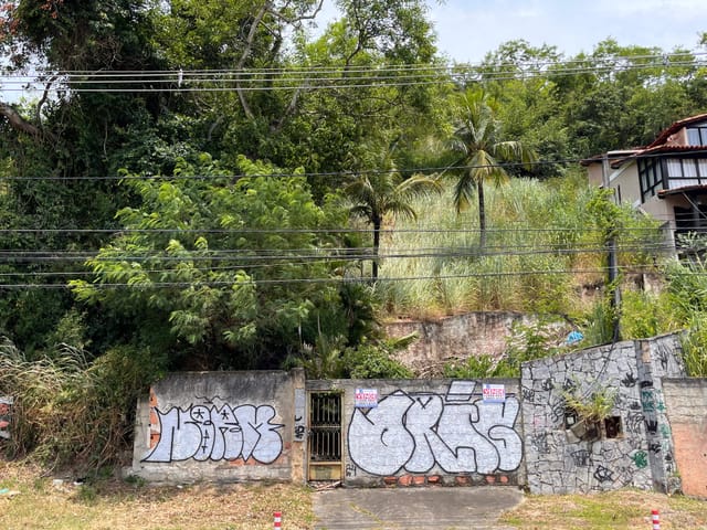 Terreno com 465m², à venda, no bairro Piratininga em Niterói
