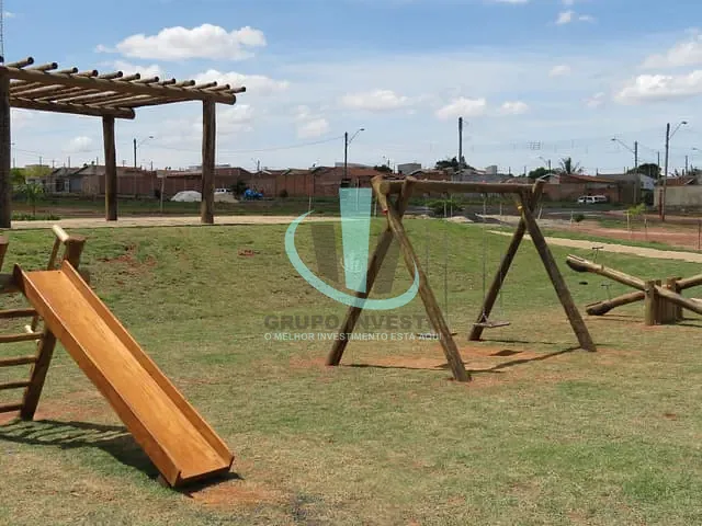 Terreno com 200m², à venda, no bairro RESIDENCIAL VISTAS DO HORTO em ARARAQUARA