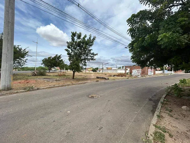 Terreno com 1202m², à venda ou para alugar, no bairro Tancredo Neves I em Paulo Afonso