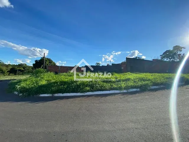 Terreno com 397m², à venda, no bairro Residencial Vereda dos Buritis em Goiânia