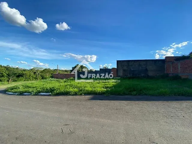 Terreno com 397m², à venda, no bairro Residencial Vereda dos Buritis em Goiânia