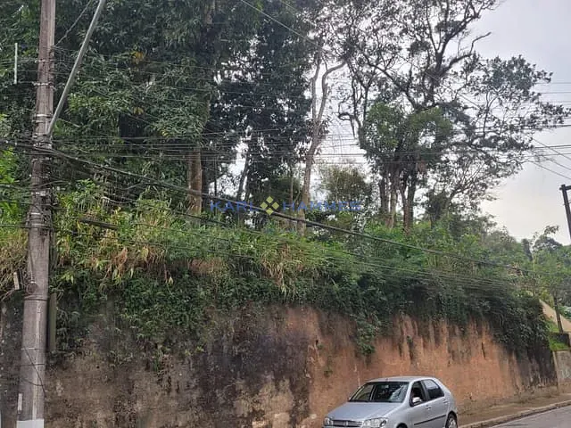 Terreno com 6700m², à venda, no bairro Castelanea em Petrópolis