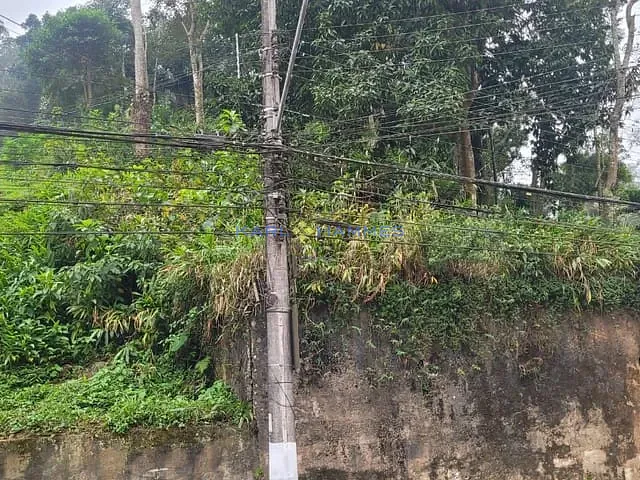 Terreno com 6700m², à venda, no bairro Castelanea em Petrópolis