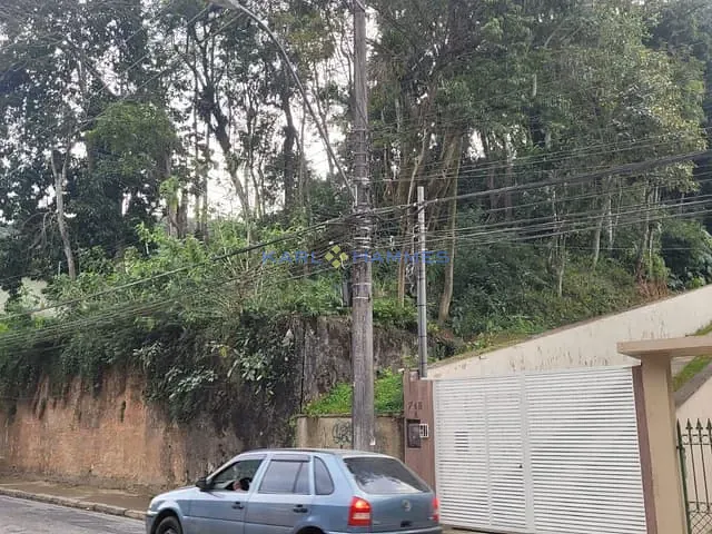 Terreno com 6700m², à venda, no bairro Castelanea em Petrópolis