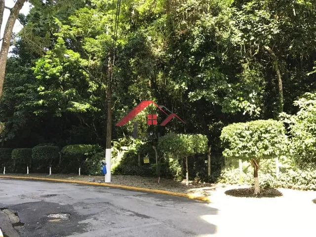 Terreno com 6500m², à venda, no bairro Barra Funda em Guarujá