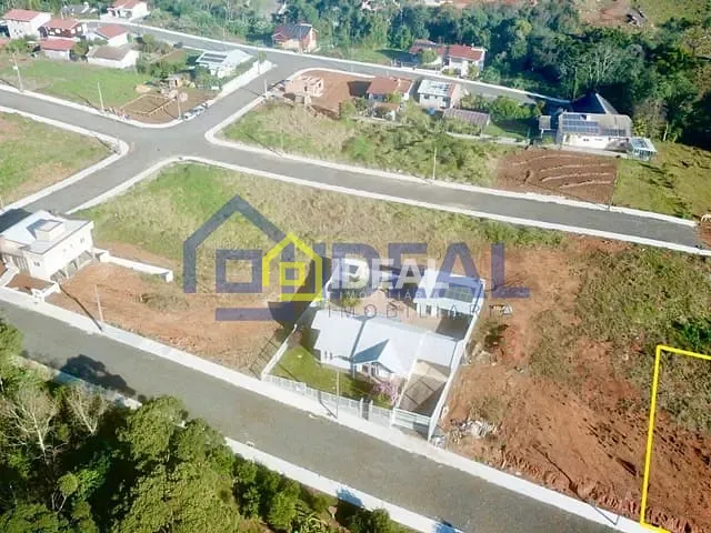 Terreno com 369m², à venda, no bairro São Cristóvão em Concórdia