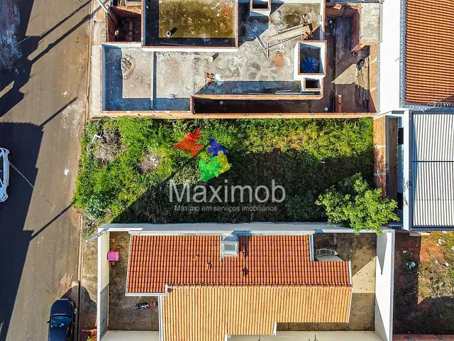 Terreno com 160m², à venda, no bairro Jardim das Araucárias em Itapira