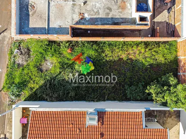 Terreno com 160m², à venda, no bairro Jardim das Araucárias em Itapira