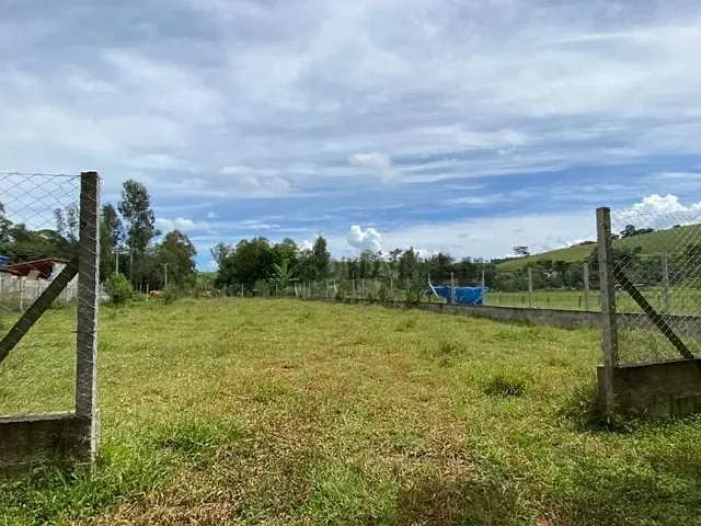 Terreno com 1112m², à venda, no bairro Pessegueiro em Itajubá
