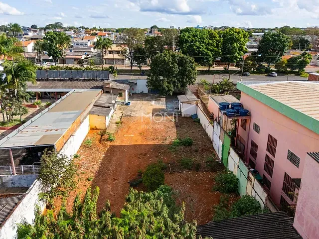 Terreno com 1200m², à venda, no bairro Taguatinga Norte (Taguatinga) em Brasília