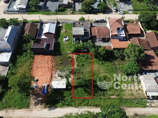 Terreno com 360m², à venda, no bairro Salinas em Balneário Barra do Sul