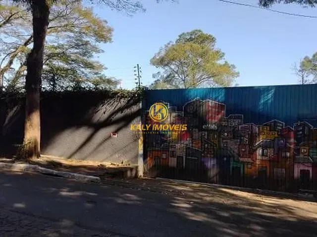Terreno com 930m², à venda, no bairro Fazenda Morumbi em São Paulo