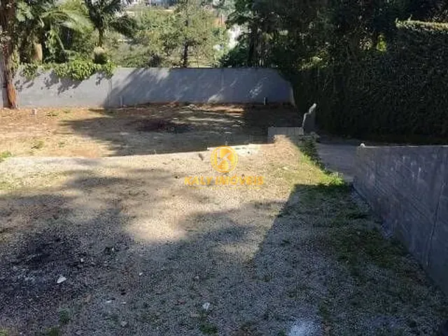 Terreno com 930m², à venda, no bairro Fazenda Morumbi em São Paulo