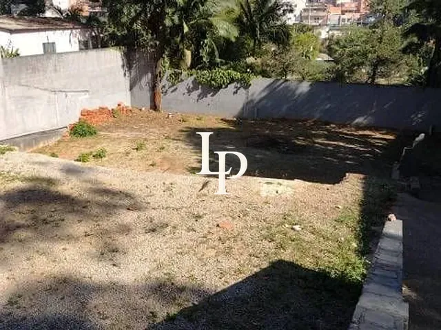 Terreno com 930m², à venda, no bairro Fazenda Morumbi em São Paulo