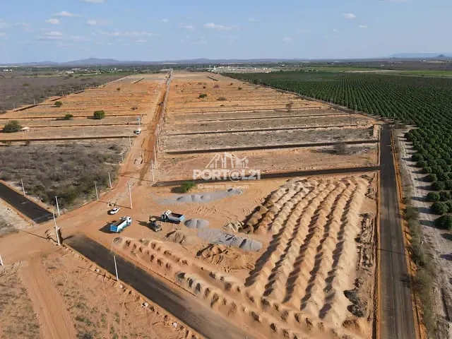Terreno com 200m², à venda, no bairro Tapera em Petrolina