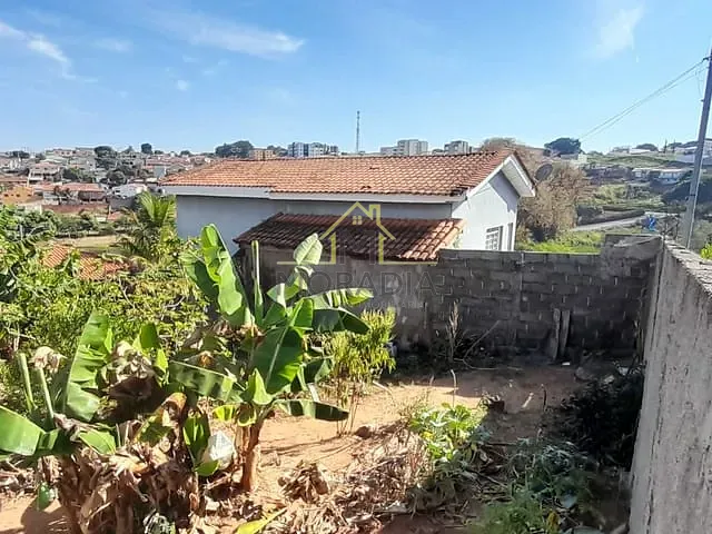 Terreno com 250m², à venda, no bairro Morada do Sol em Guaxupé
