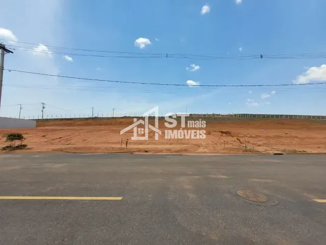 Terreno com 1615m², à venda, no bairro Subúrbio em Andradas