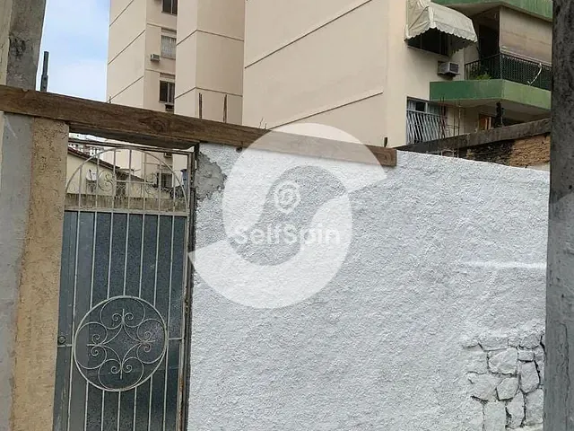 Terreno com 300m², para alugar, no bairro Santa Rosa em Niterói