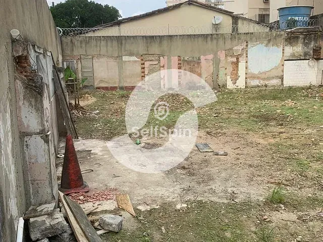 Terreno com 300m², para alugar, no bairro Santa Rosa em Niterói