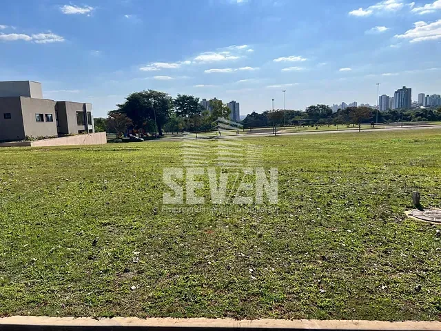 Terreno com 482m², à venda, no bairro Alphaville em Bauru