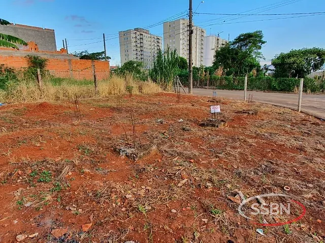 Terreno com 223m², à venda, no bairro Jardim Monte Das Oliveiras em Nova Odessa