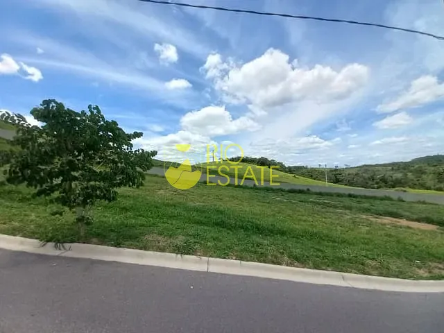 Terreno com 316m², à venda, no bairro Casa de Pedra em Volta Redonda