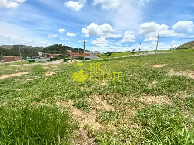 Terreno com 316m², à venda, no bairro Casa de Pedra em Volta Redonda