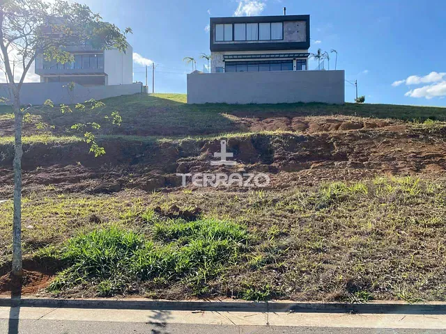 Terreno com 425m², à venda, no bairro Casa de Pedra em Volta Redonda