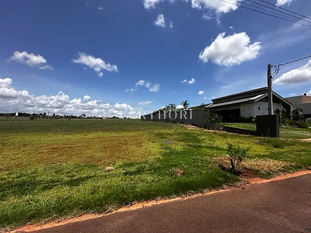 Terreno com 1546m², à venda, no bairro Loteamento Terras de Canaã em Cambé