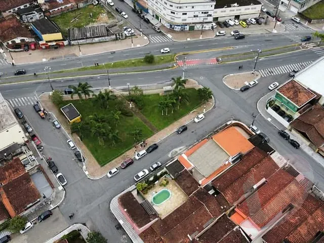 Terreno com 500m², à venda, no bairro Maracanã em Praia Grande