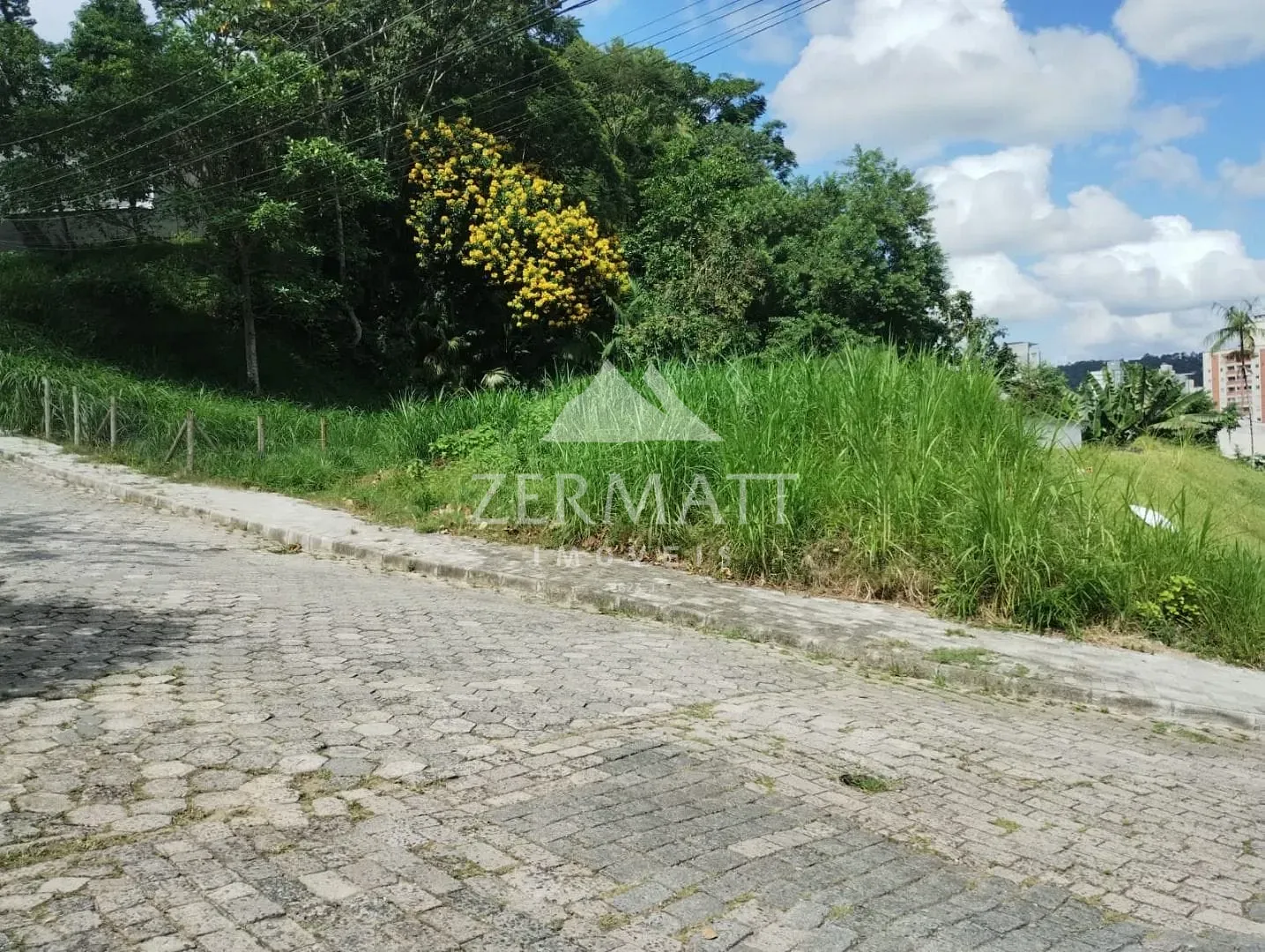 Terreno de 1078 m no Bairro Agua Verde — foto 4
