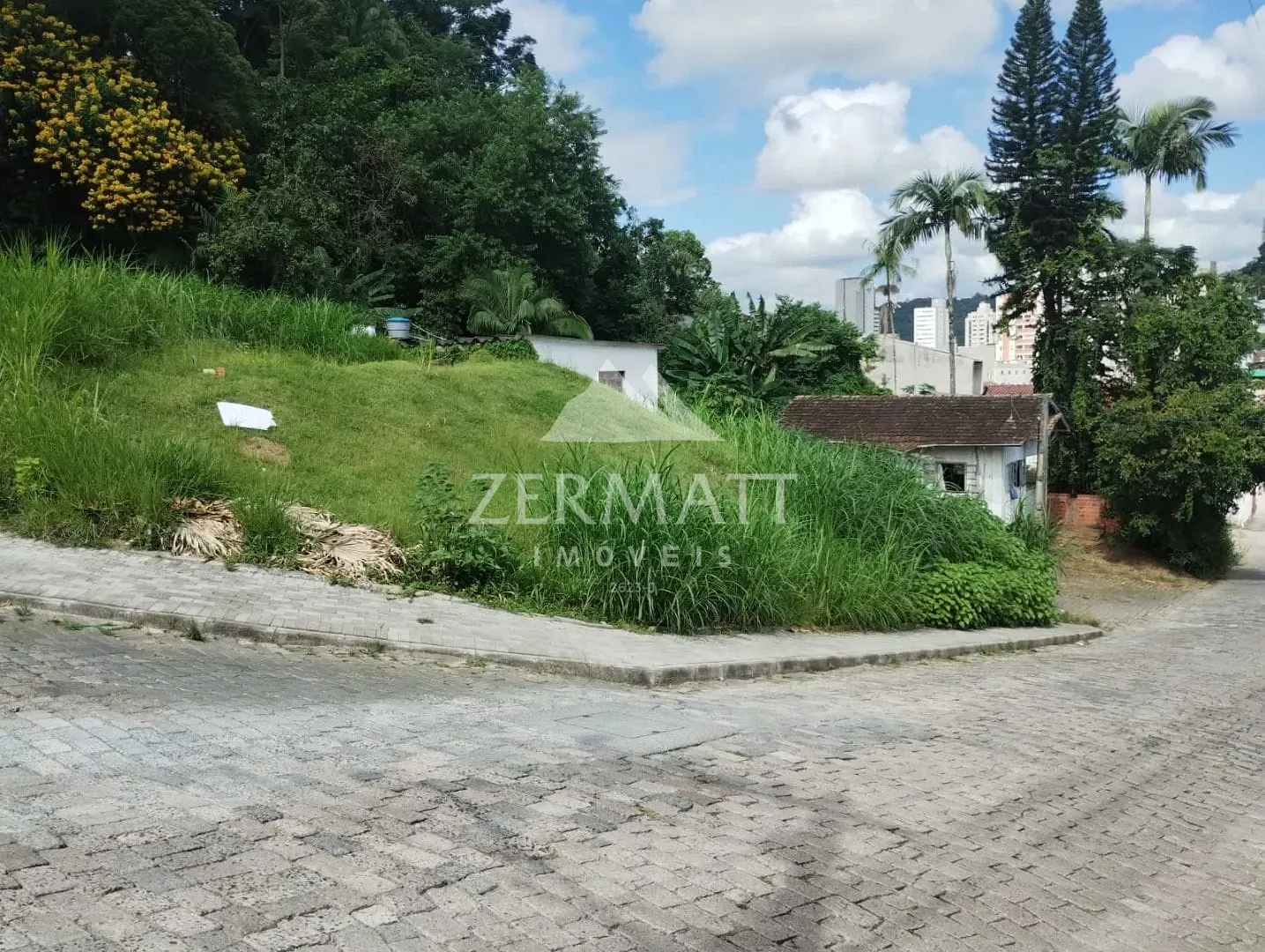 Terreno de 1078 m no Bairro Agua Verde — foto 6