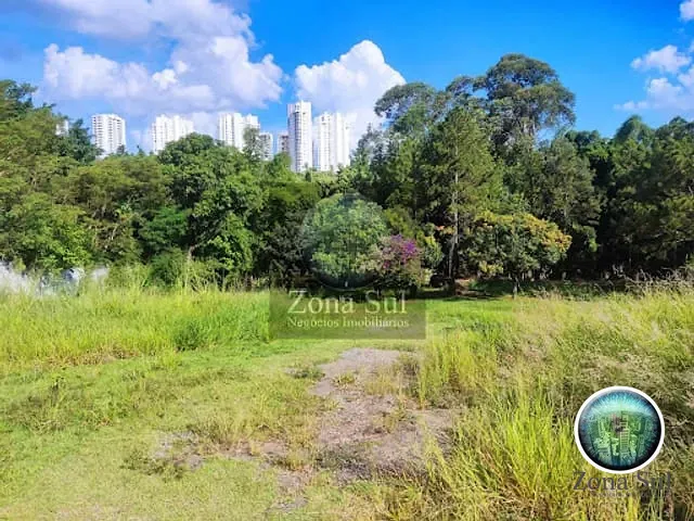 Terreno com 10m² 3 quartos e 2 banheiros, à venda, no bairro Parque Campolim em Sorocaba