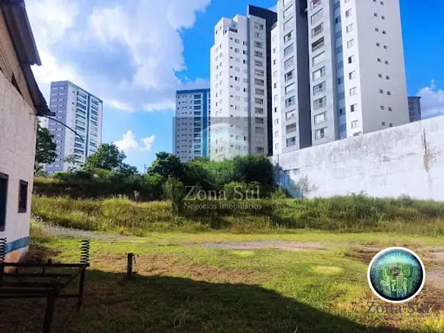 Terreno com 10m² 3 quartos e 2 banheiros, à venda, no bairro Parque Campolim em Sorocaba