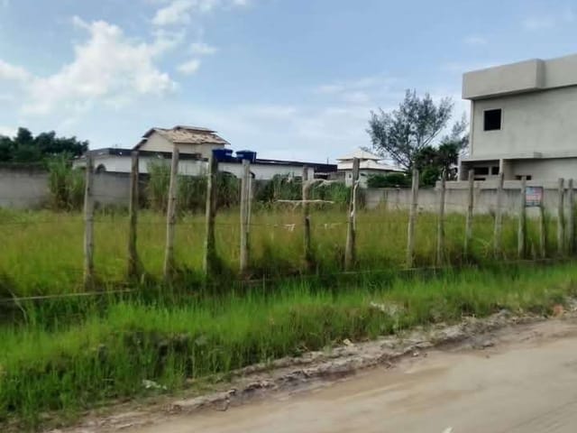 Terreno com 608m², à venda, no bairro Enseada das Gaivotas em Rio das Ostras