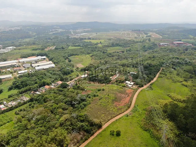 Terreno com 27000m², à venda, no bairro Vila Santana em Mogi das Cruzes