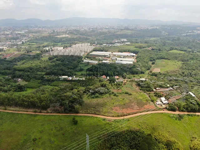 Terreno com 27000m², à venda, no bairro Vila Santana em Mogi das Cruzes
