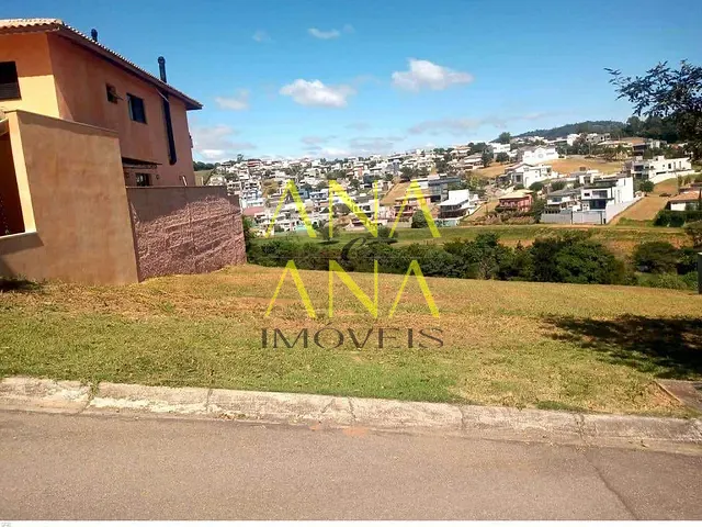 Terreno com 377m², à venda, no bairro Condomínio Residencial e Comercial Fazenda Santa Petronilla em Bragança Paulista