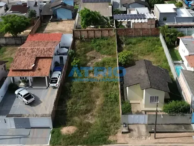 Terreno com 360m², à venda, no bairro Centenário em Boa Vista