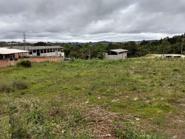 Foto do Terreno - EXCELENTES LOTES DE TERRENOS 15X44 NO BAIRRO CANGUIRI EM COLOMBO POR R$340.000,00 | Azos imóveis
