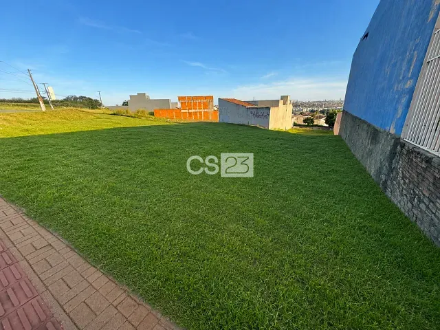 Terreno com 1379m², à venda, no bairro Conjunto Vivi Xavier em Londrina
