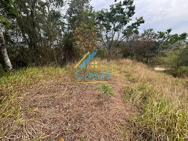 Terreno com 2698m², à venda, no bairro Planalto Verde em São Roque