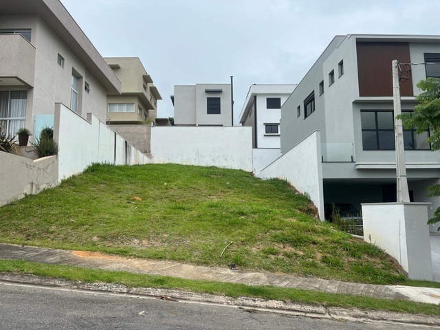 Terreno com 290m², à venda, no bairro Fazenda Rodeio em Mogi das Cruzes